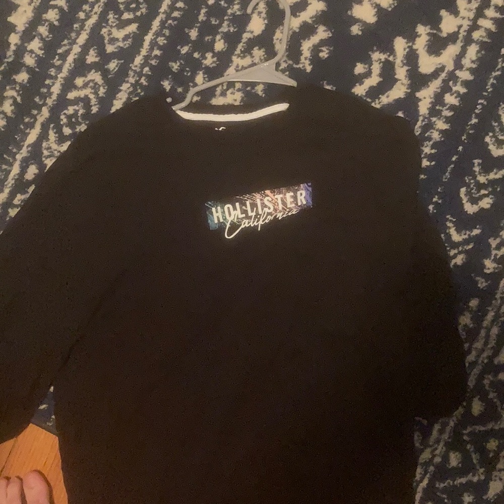 hollister t